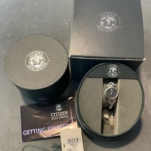 Womens citizen watch NWT